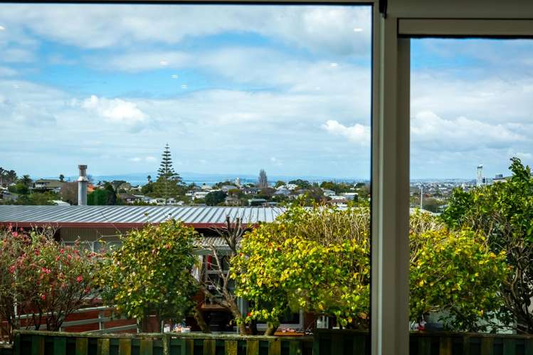 1/28a Ravenwood Drive Forrest Hill_12