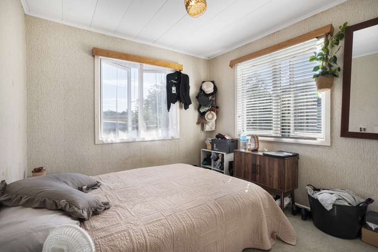 46 Kamara Road Glen Eden_13