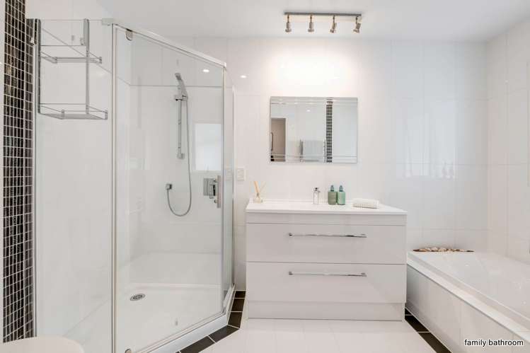 6 Glengarry Avenue Manly_15
