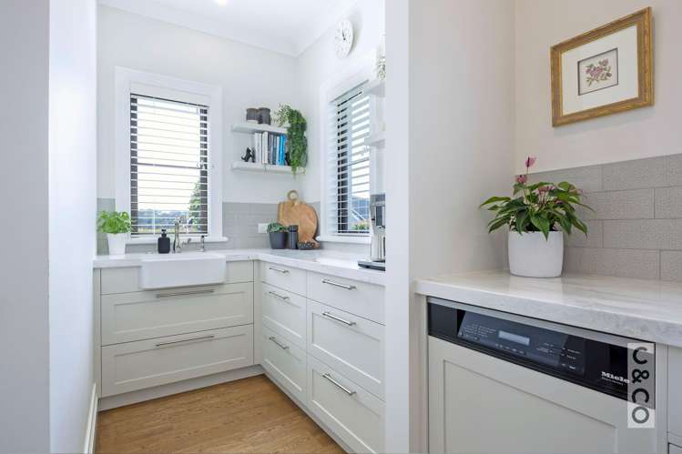 8 Tauwaka Crescent Riverhead_20