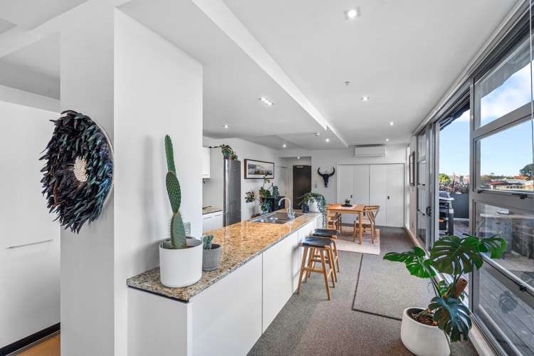 111/16 Huron Street Takapuna_12