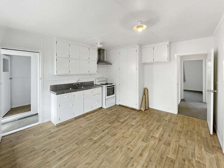 102 Broadway 10858_3