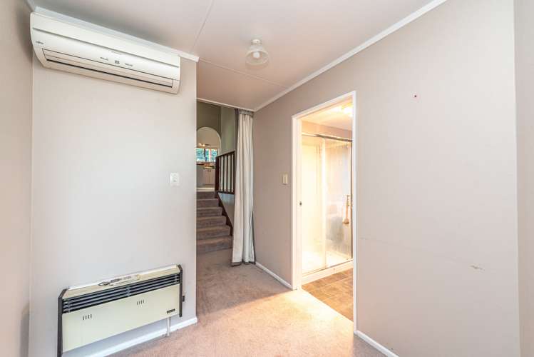 9 D'Arcy Road Bastia Hill_13