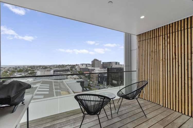 306/10 -12 Mackelvie Street 10031_9