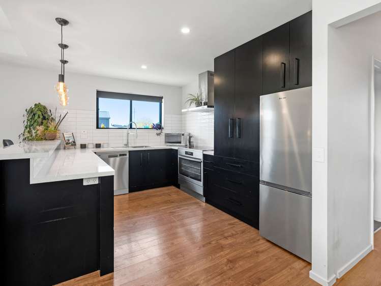 17 Aroha Street_5