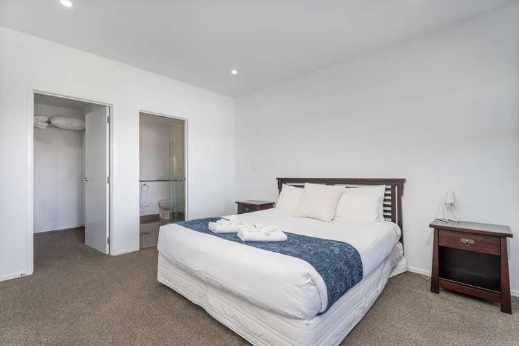 17/73 South Highway Whitianga_13