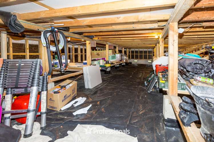 19 Haylock Grove Totara Park_13