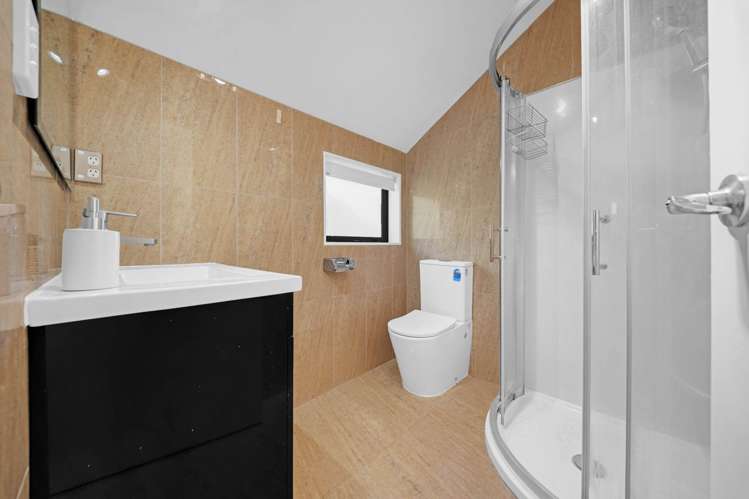 263 Golf Road Titirangi_23
