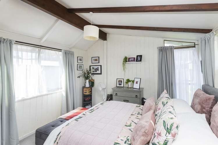 7 Ralph Street Tamarau_8