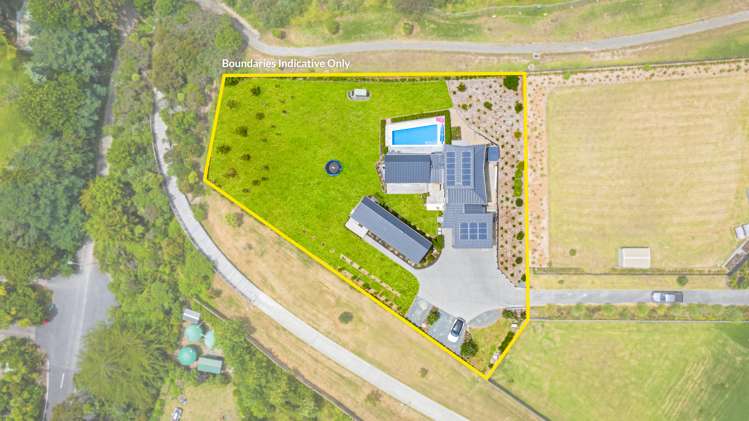 9 Laguna Place Matakatia_32