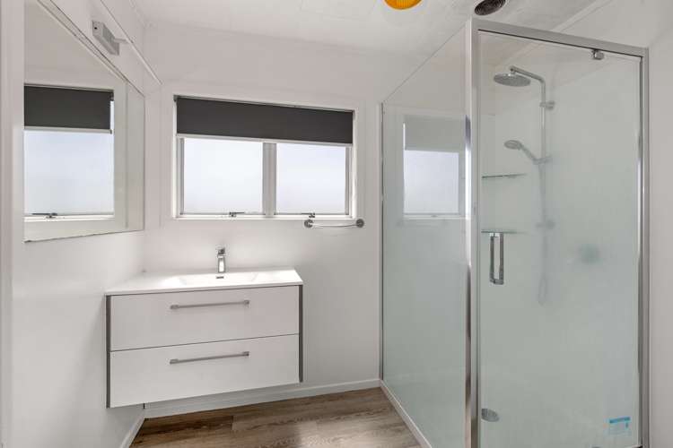 3 Lorenzen Bay Road Raglan_17