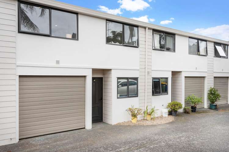 2/35 Fields Parade Oteha_12