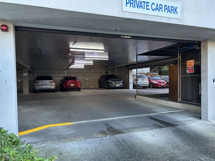 258 Stuart Street City Centre_13