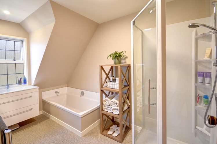 5 Aotea Street Tainui_16