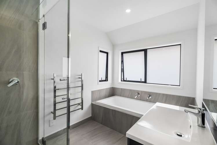 10 Orca Drive Stanmore Bay_13