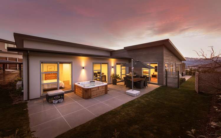 16 Edgewood Place Wanaka_1