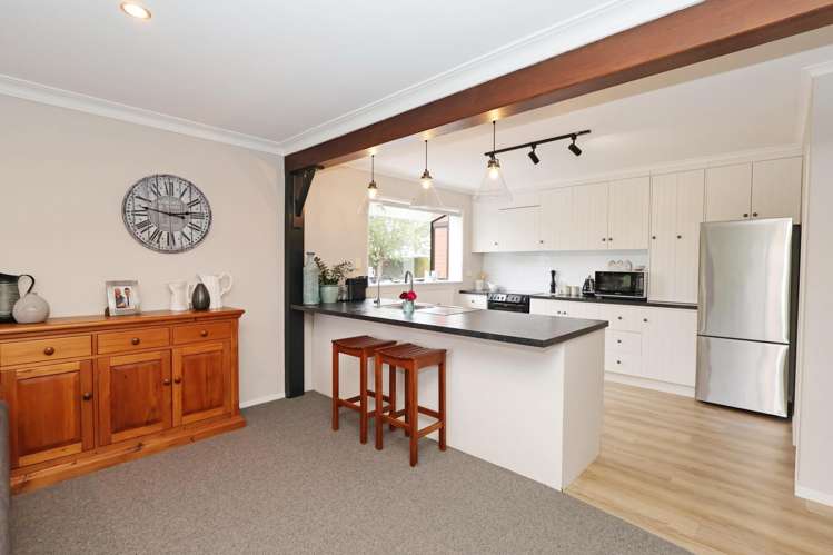 384 Flora Road East Makarewa_2