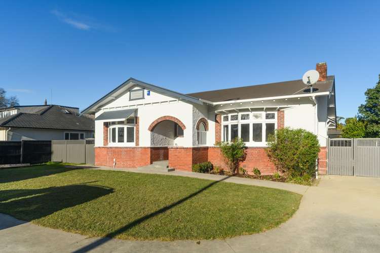 322 College Street West End_25