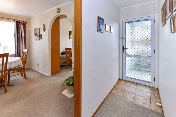 22 Mcquarrie Avenue Wattle Downs_15