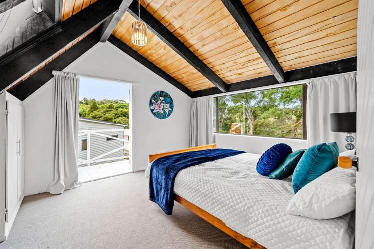 22 Shadon Place Stanmore Bay_12