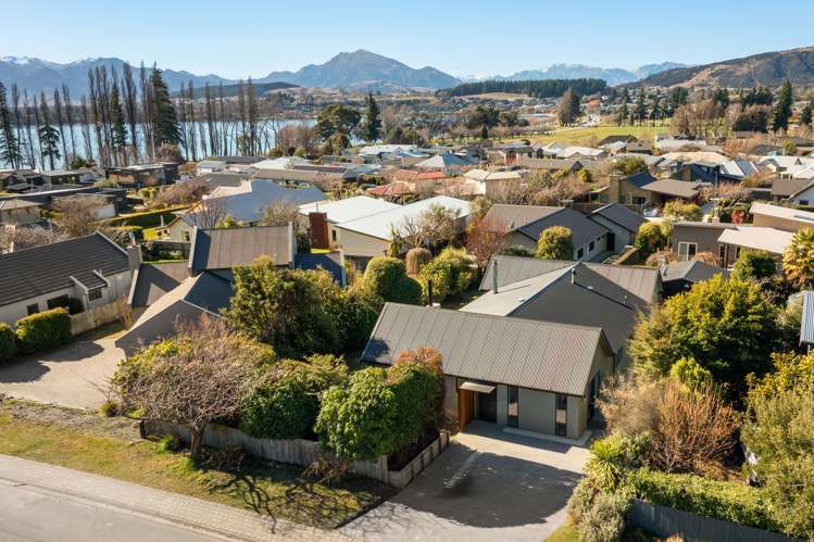 86 Meadowstone Drive Wanaka_0