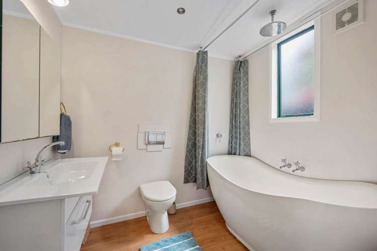 39 Ngataringa Road Devonport_30