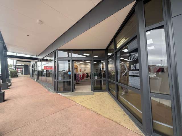 Unit Q/451 Ti Rakau Drive Botany Downs_1