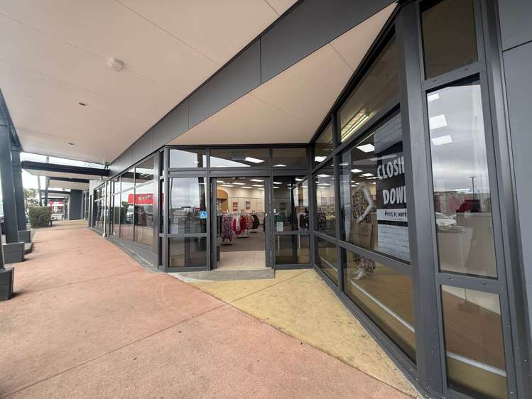 Unit Q/451 Ti Rakau Drive Botany Downs_1