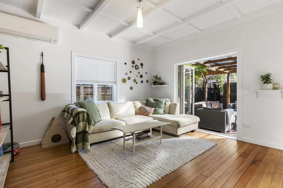 12 Sutherland Road_2