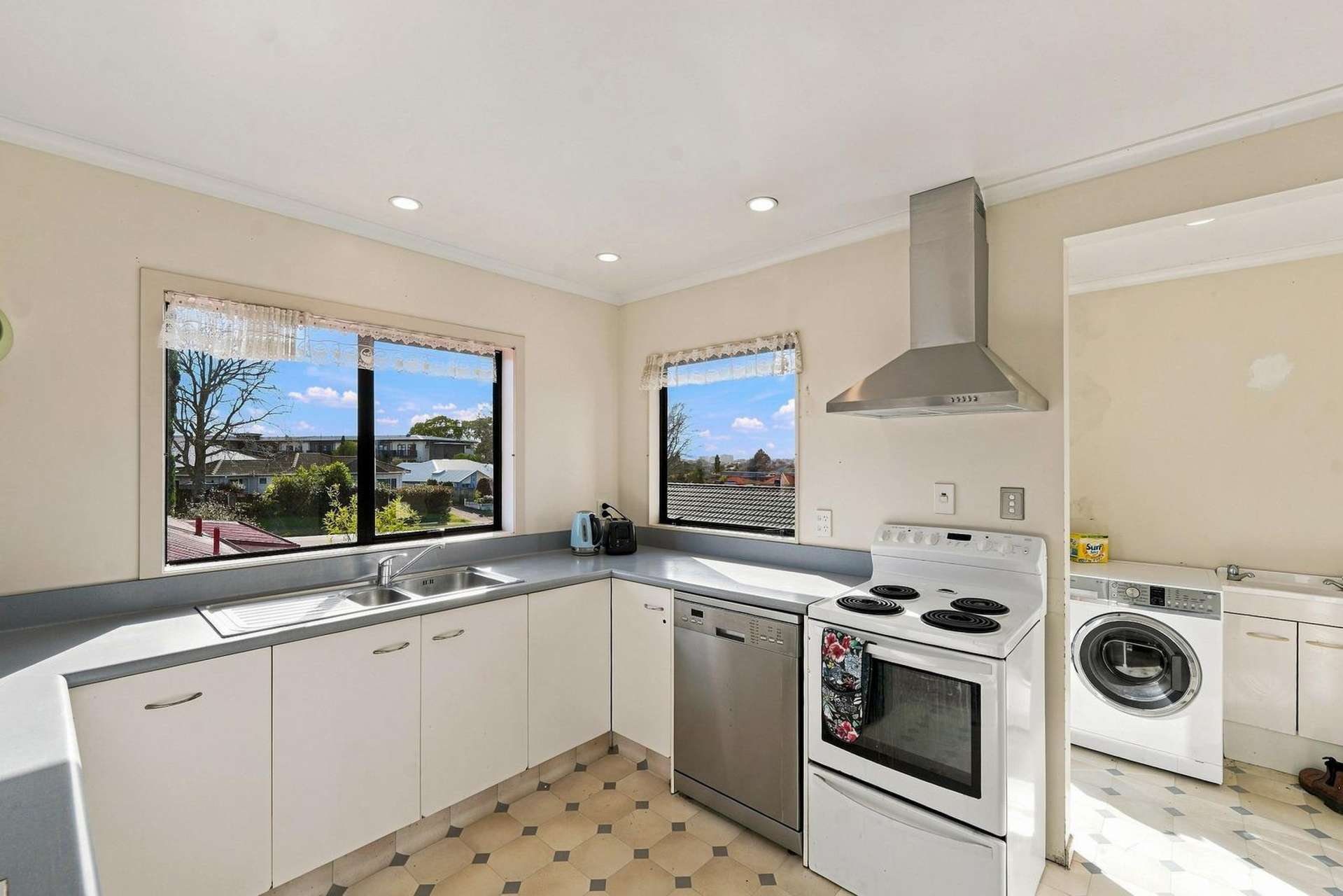 16/166 Waihi Road Judea_0