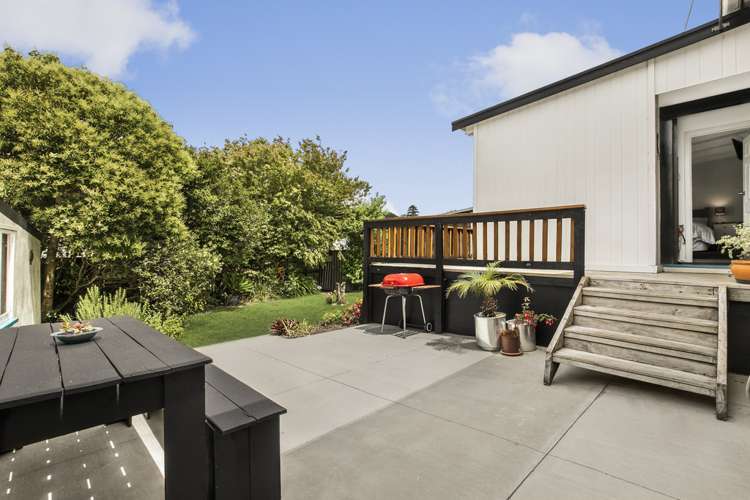 82a Atkinson Road Titirangi_12