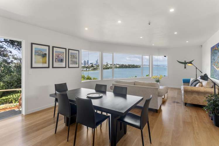 83 Ngataringa Road Devonport_11