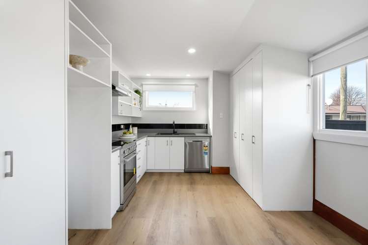 34 Poulton Avenue Richmond_6