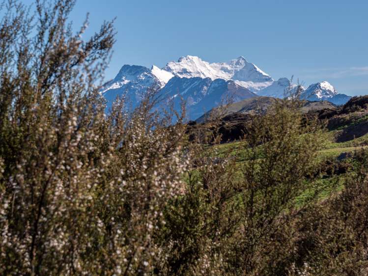 Twin Peak View, Wyuna Glenorchy_12