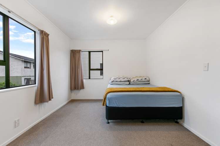 3/5 Barrack Road Mount Wellington_10