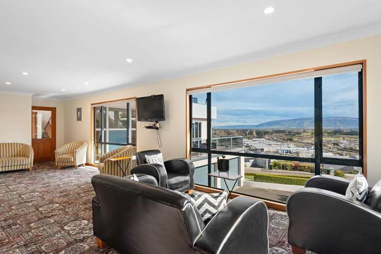 49 Joe Brown Avenue Mosgiel_6