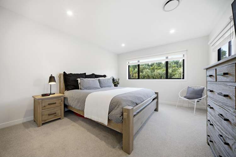 19 Headsail Drive Long Bay_20