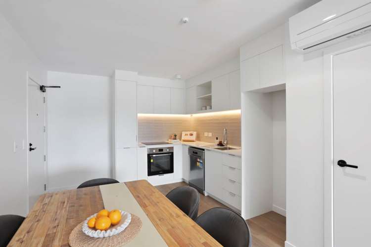 202/71 Hendon Avenue Mount Albert_6