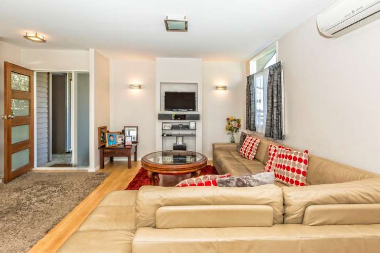 6 Eden Place Pukekohe_13