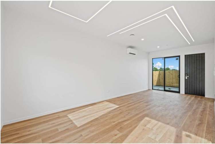 2/31 McLeod Road Weymouth_1