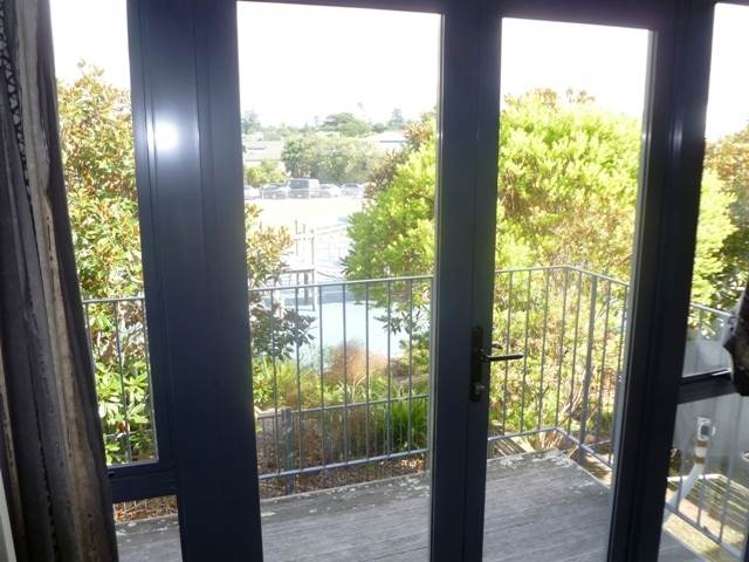13/3 Ambrico Place New Lynn_5