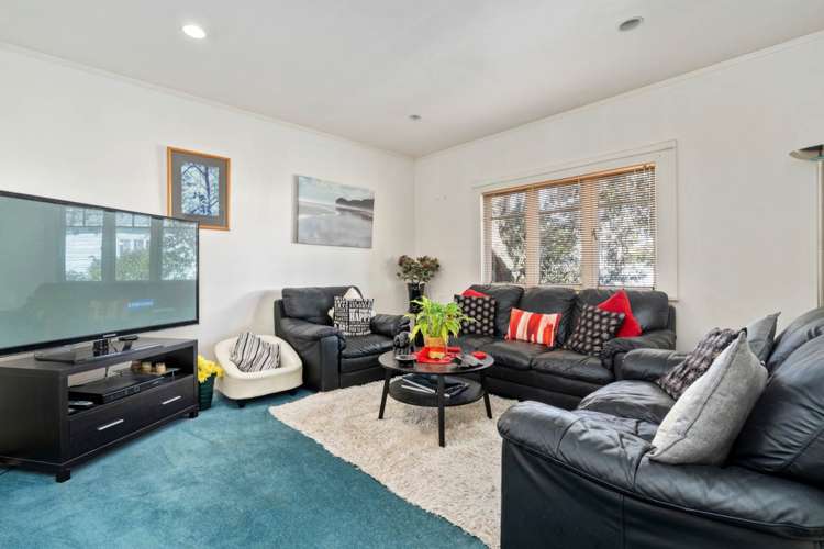 26 Clayburn Road Glen Eden_20