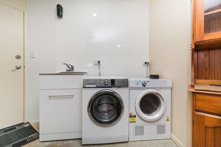 112 Long Melford Road Awapuni_13