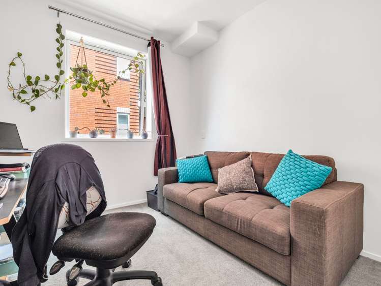 203/1B Soljak Place Mount Albert_9