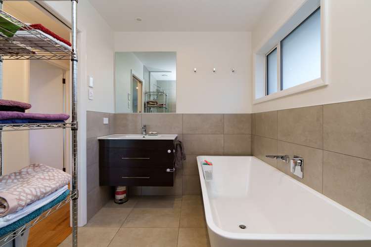 11 Dalrymple Street Pine Hill_16