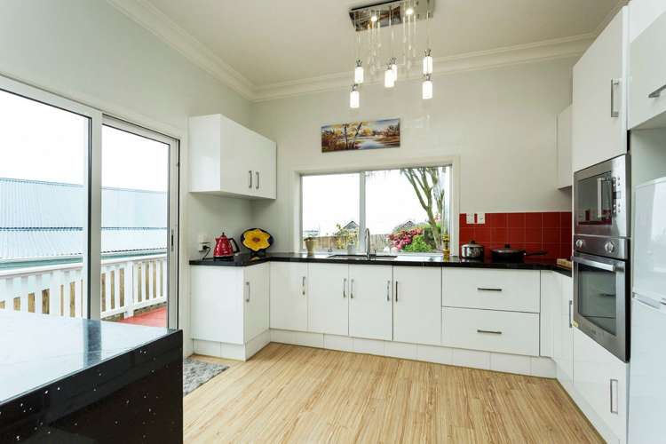 41 Leckhampton Court Clyde Hill_4