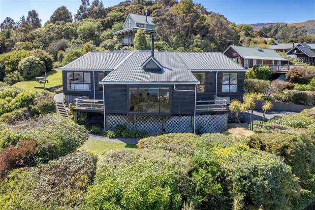 13 Settlers Hill Akaroa_1