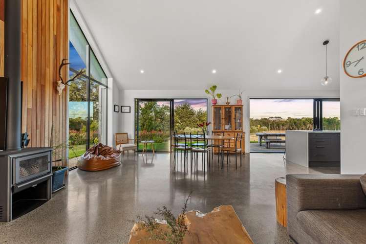 185 Taupaki Road Taupaki_11