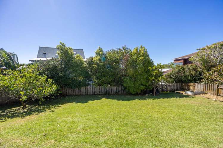 16 Arohia Place Snells Beach_32