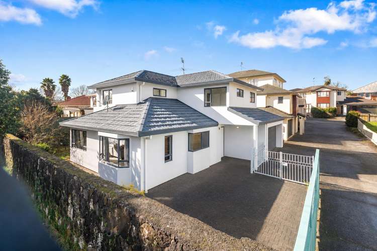 6 Fowlds Avenue Sandringham_23